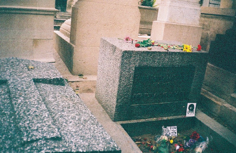 Photo of Jim Morrison's Grave